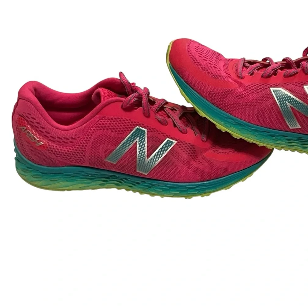 New Balance ARISHI pink Women’s Sz 6 Running Shoe sneakers MFG 08/2017